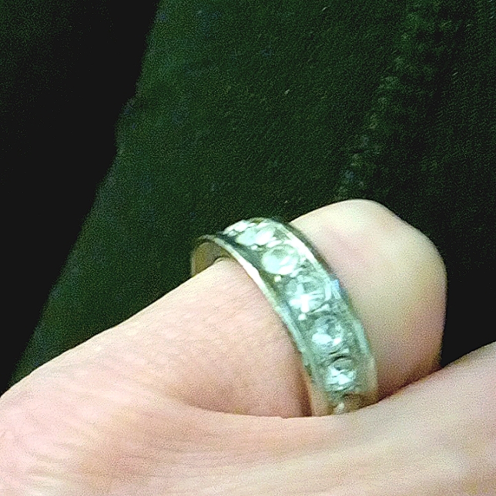 Rhinestone ring size 7